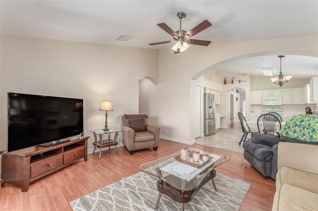 Active With Contract: $369,000 (4 beds, 2 baths, 1936 Square Feet)
