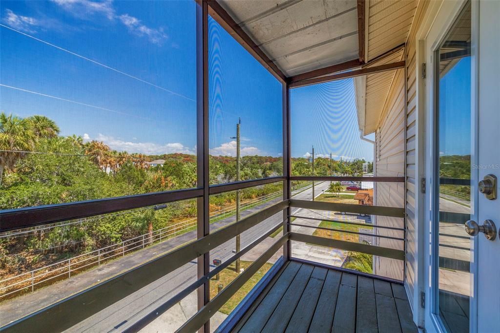 Master loft balcony