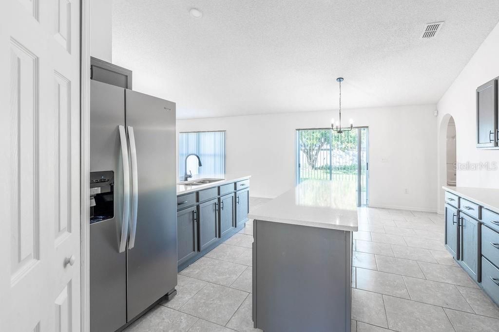 For Sale: $327,990 (3 beds, 2 baths, 2047 Square Feet)