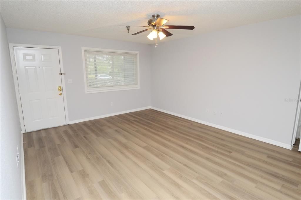 Recently Rented: $2,100 (1 beds, 1 baths, 1028 Square Feet)