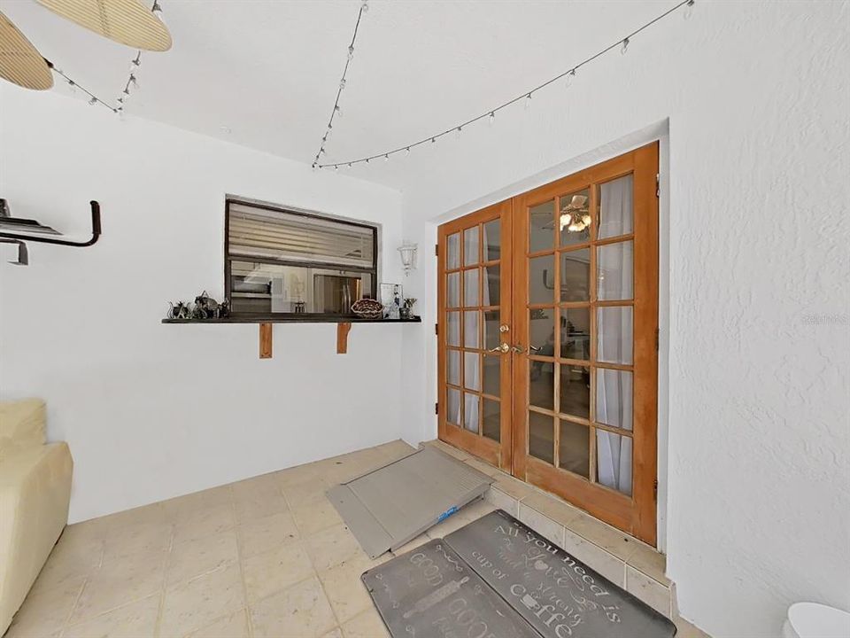 En Venta: $579,900 (3 camas, 2 baños, 1760 Pies cuadrados)