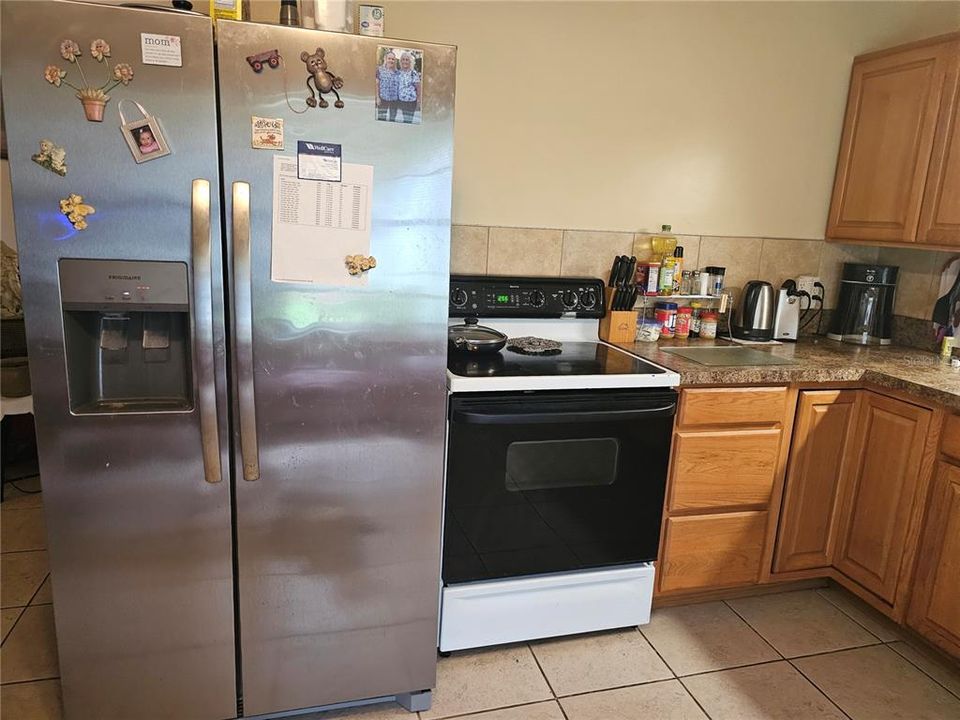 For Sale: $229,900 (3 beds, 1 baths, 1260 Square Feet)