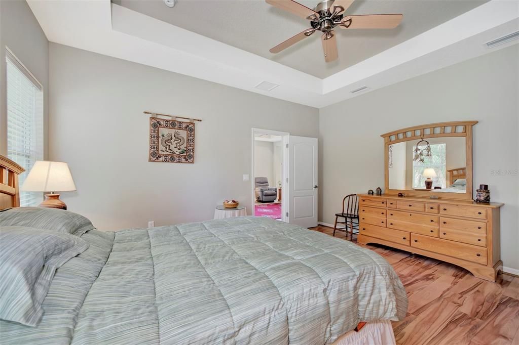 Active With Contract: $439,000 (3 beds, 2 baths, 1772 Square Feet)