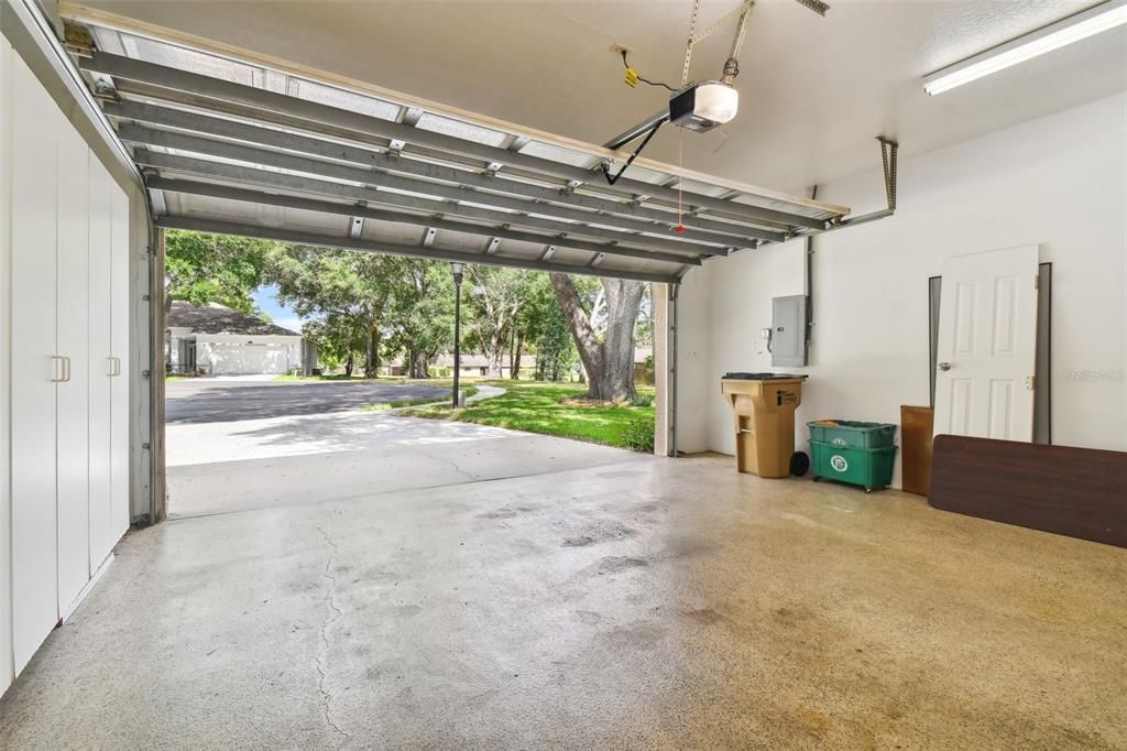 Active With Contract: $369,000 (3 beds, 2 baths, 1702 Square Feet)