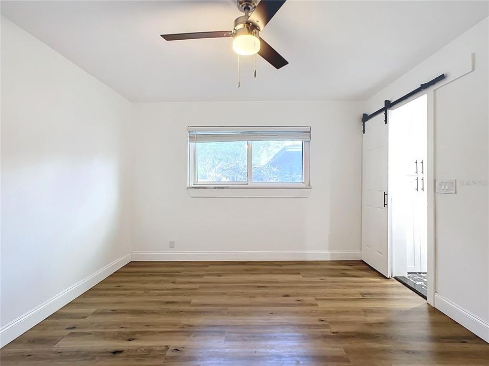 Active With Contract: $539,900 (3 beds, 2 baths, 1869 Square Feet)
