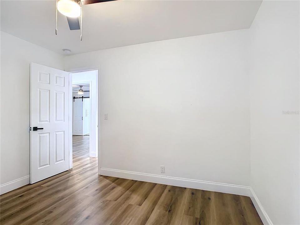 Active With Contract: $539,900 (3 beds, 2 baths, 1869 Square Feet)