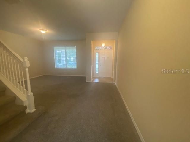 For Rent: $2,600 (3 beds, 2 baths, 1720 Square Feet)