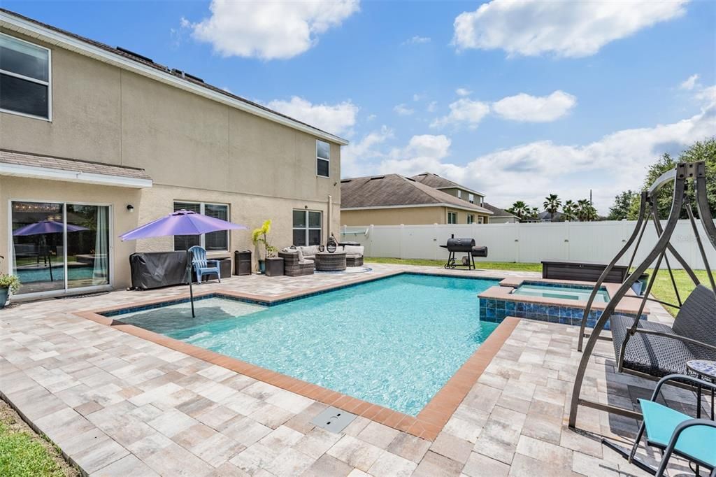 Swim laps in the pool or relax on the sunshelf!