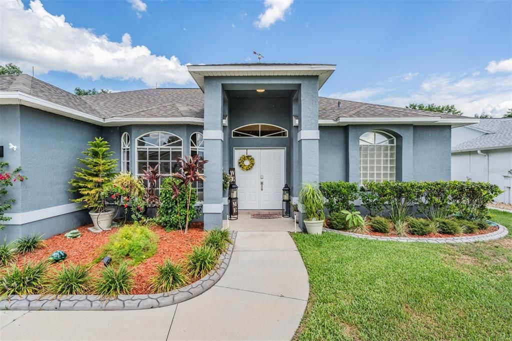 Landscaped lawn and Grand entrance adds to the appeal