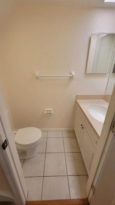 For Rent: $2,100 (3 beds, 2 baths, 2048 Square Feet)