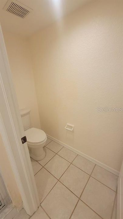 For Rent: $2,100 (3 beds, 2 baths, 2048 Square Feet)