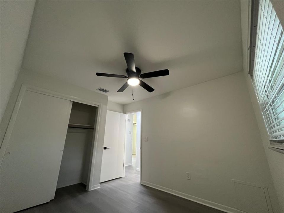 For Rent: $1,425 (2 beds, 1 baths, 702 Square Feet)