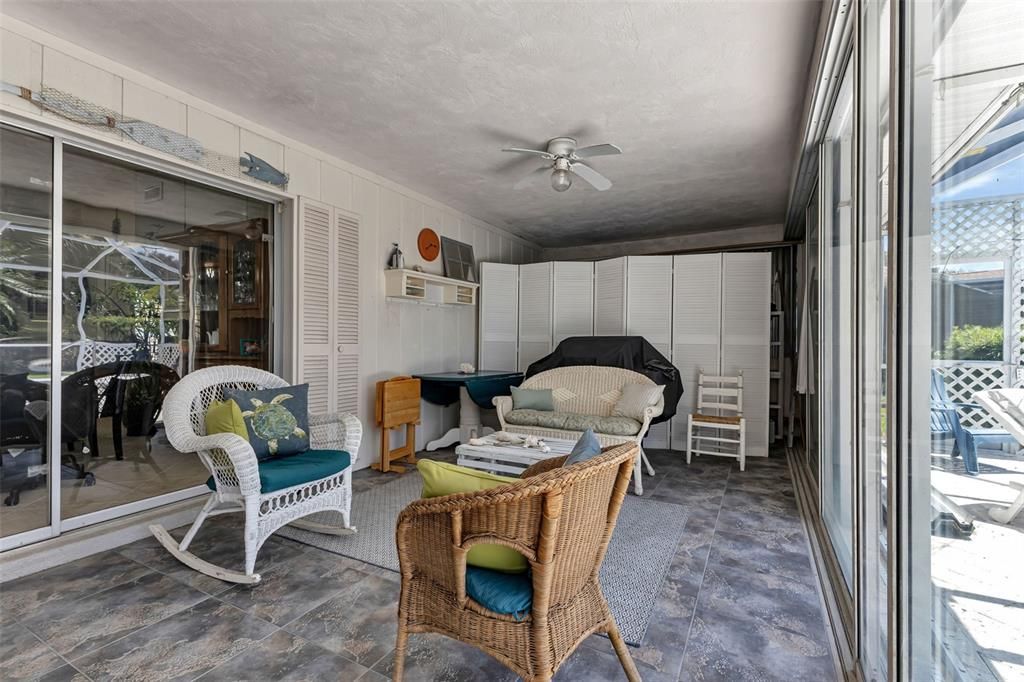 Active With Contract: $449,900 (2 beds, 2 baths, 1834 Square Feet)