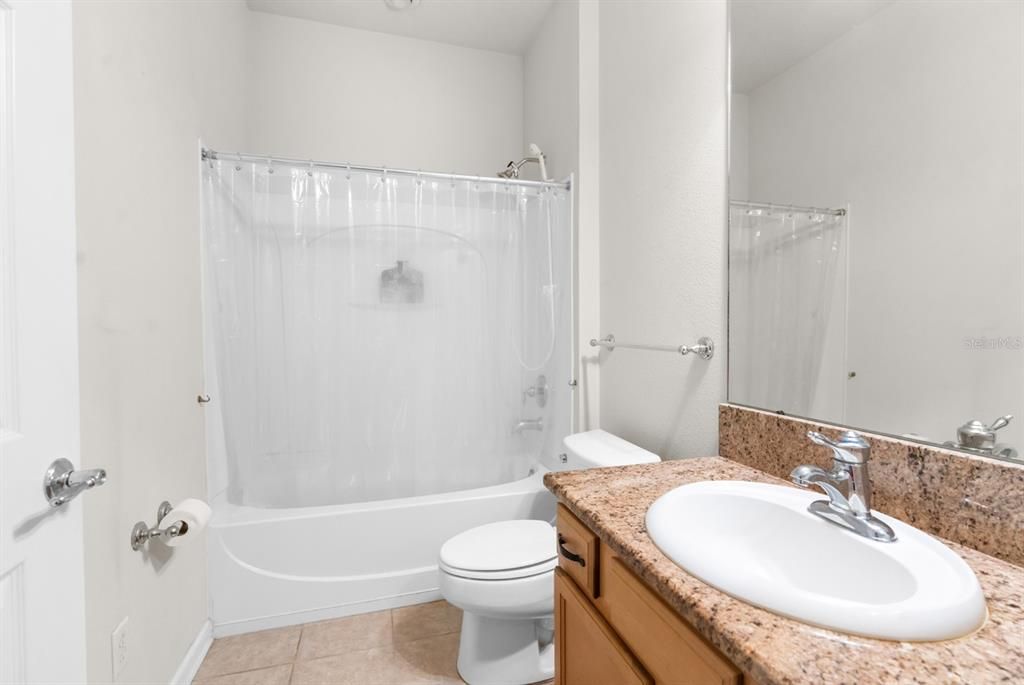 For Sale: $275,000 (2 beds, 2 baths, 1524 Square Feet)