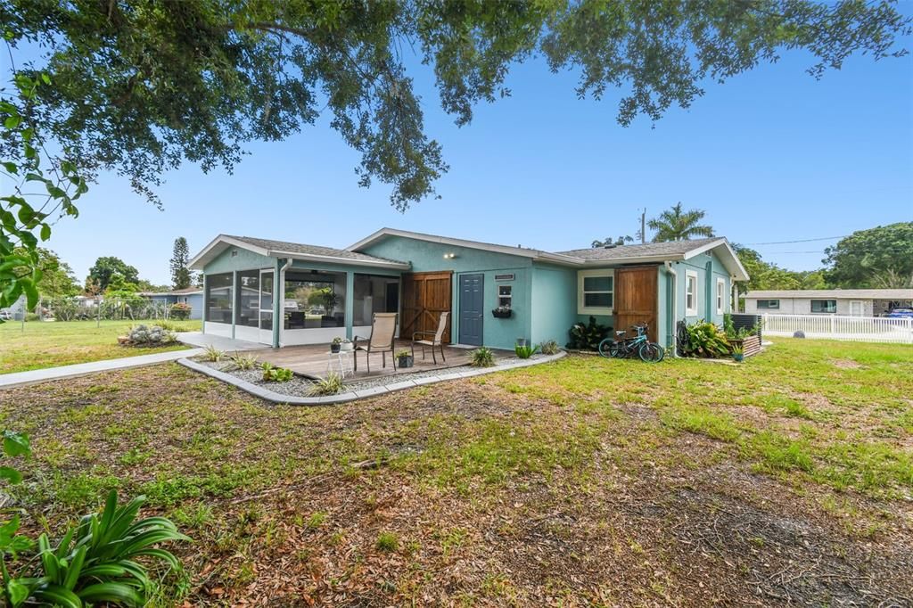 Active With Contract: $489,900 (4 beds, 2 baths, 1580 Square Feet)