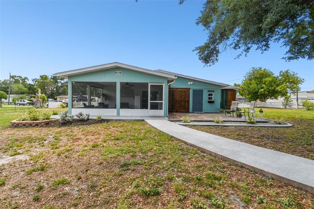 Active With Contract: $489,900 (4 beds, 2 baths, 1580 Square Feet)