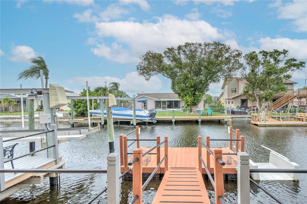 For Sale: $950,000 (4 beds, 2 baths, 2926 Square Feet)