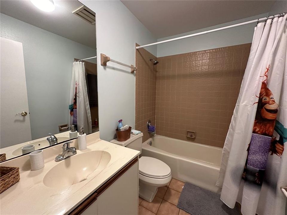 For Rent: $2,100 (2 beds, 2 baths, 1197 Square Feet)