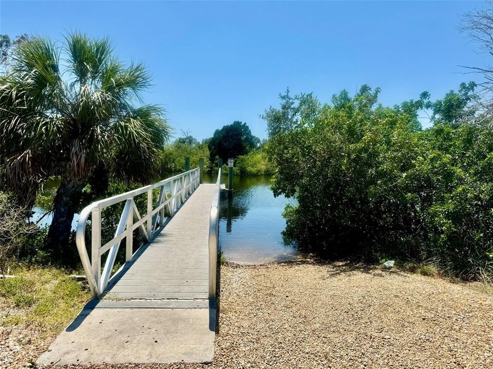 Eagle Point Park dock and kayak launch