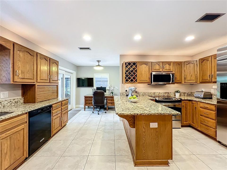 Kitchen "Nook" used as home office