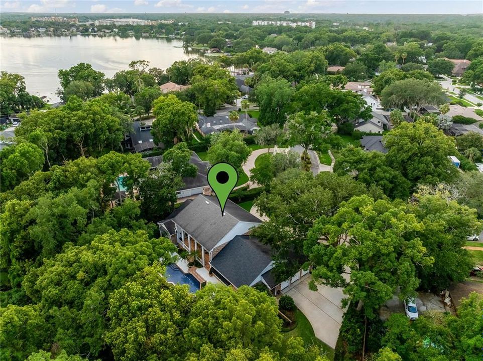 Aerial of the home, showing how close Lake Minnehaha is.