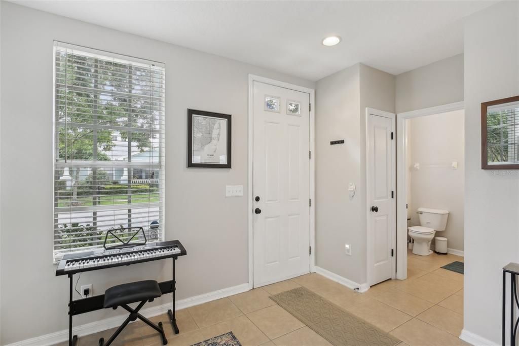 For Sale: $454,900 (3 beds, 2 baths, 1452 Square Feet)