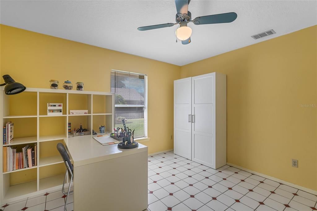 Active With Contract: $440,000 (3 beds, 2 baths, 1751 Square Feet)