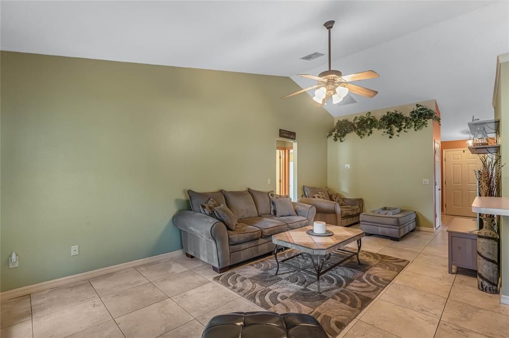 Active With Contract: $440,000 (3 beds, 2 baths, 1751 Square Feet)