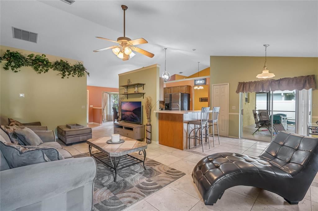 Active With Contract: $440,000 (3 beds, 2 baths, 1751 Square Feet)
