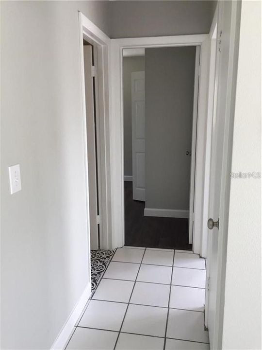 Active With Contract: $160,000 (2 beds, 1 baths, 942 Square Feet)