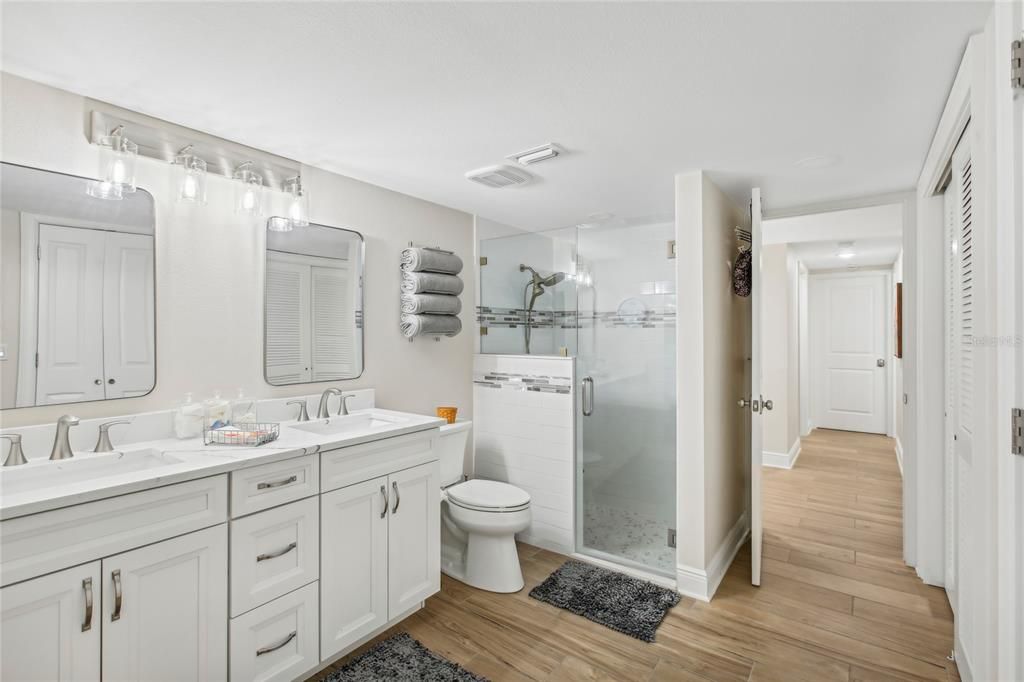 For Sale: $475,000 (3 beds, 2 baths, 1672 Square Feet)