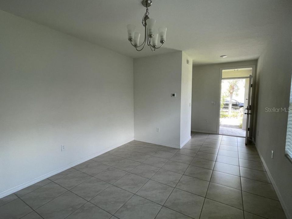 For Rent: $2,200 (3 beds, 2 baths, 1508 Square Feet)