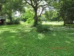 En Venta: $250,000 (0.88 acres)