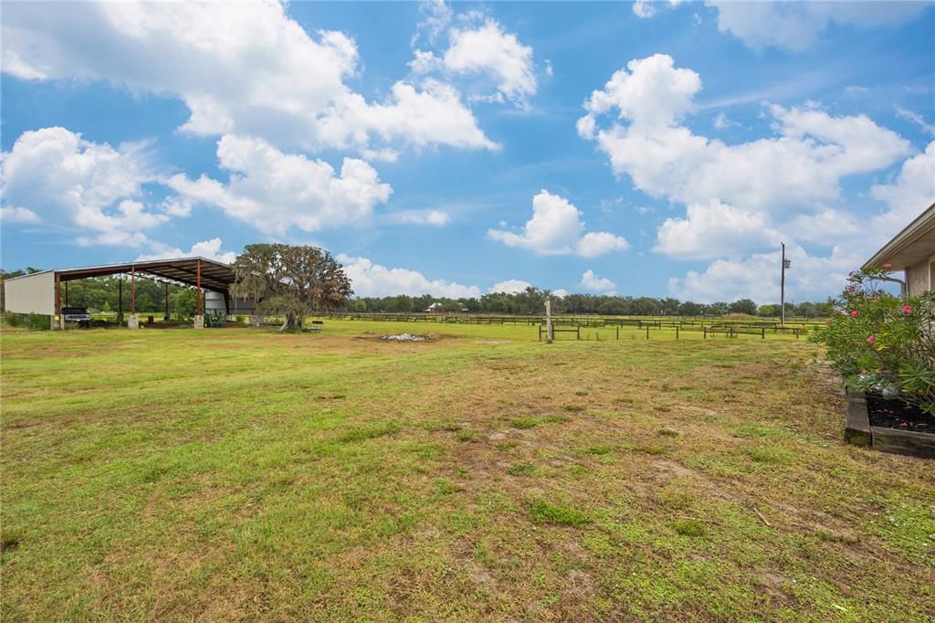 For Sale: $800,000 (3 beds, 3 baths, 2577 Square Feet)