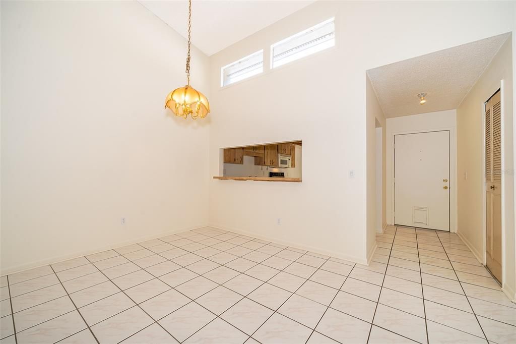For Sale: $315,000 (3 beds, 2 baths, 1721 Square Feet)