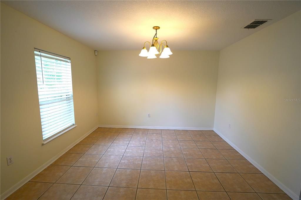 For Rent: $2,800 (4 beds, 2 baths, 2936 Square Feet)
