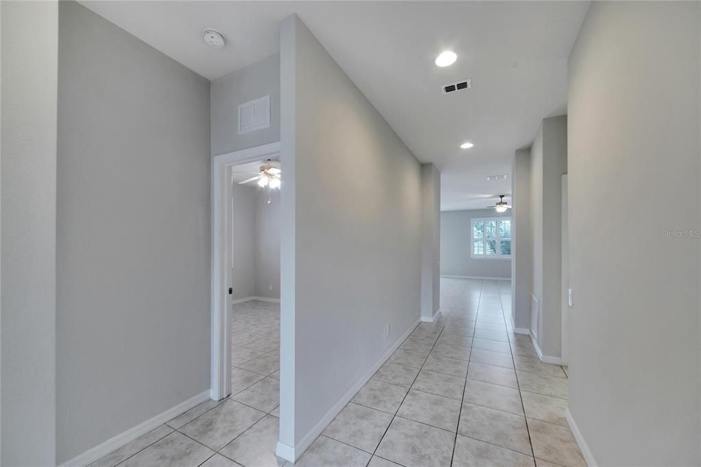 Active With Contract: $390,000 (3 beds, 2 baths, 1696 Square Feet)