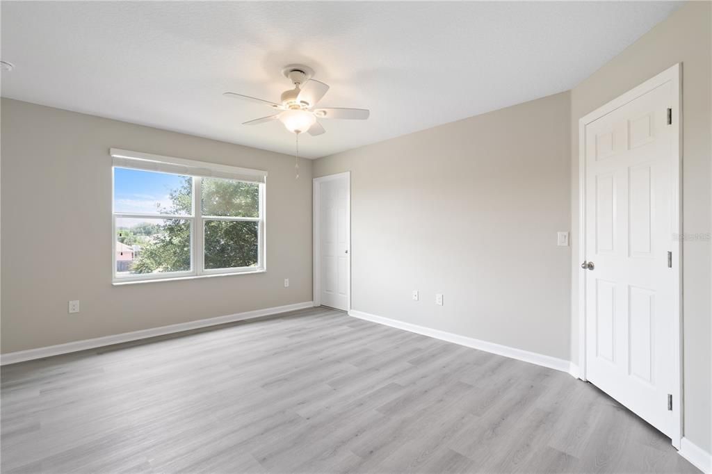 Active With Contract: $1,990 (3 beds, 2 baths, 1612 Square Feet)