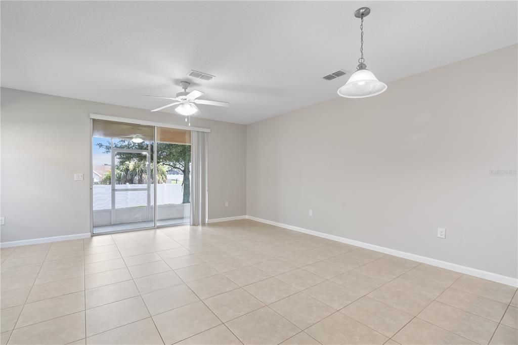 Active With Contract: $1,990 (3 beds, 2 baths, 1612 Square Feet)