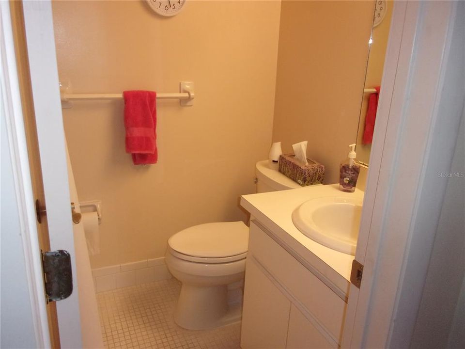 For Rent: $1,700 (2 beds, 2 baths, 1053 Square Feet)