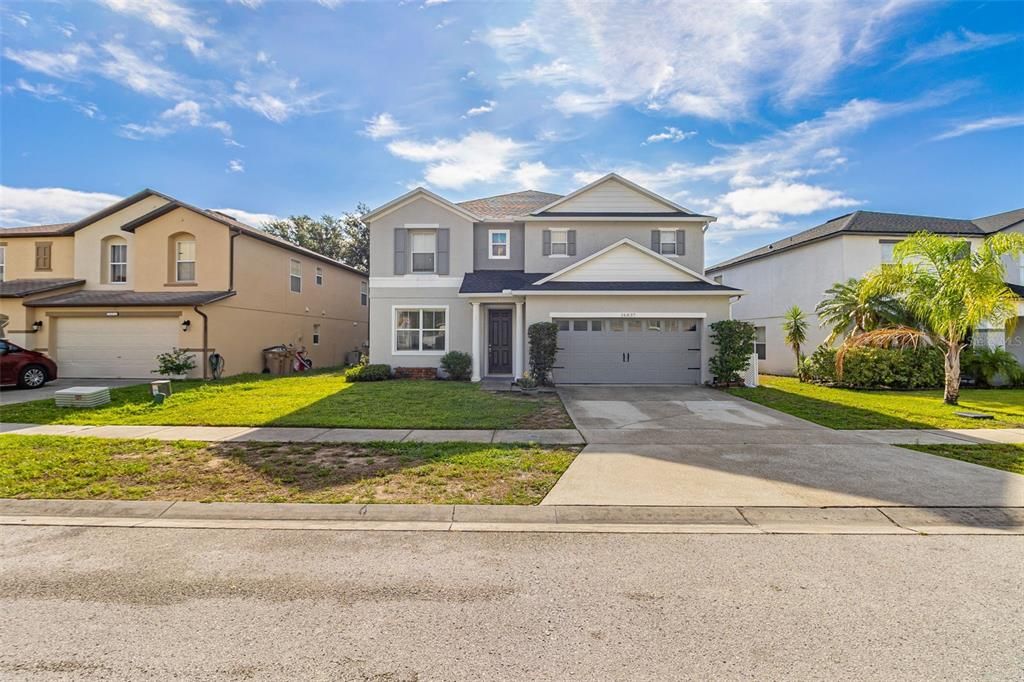 Active With Contract: $495,000 (6 beds, 5 baths, 3167 Square Feet)