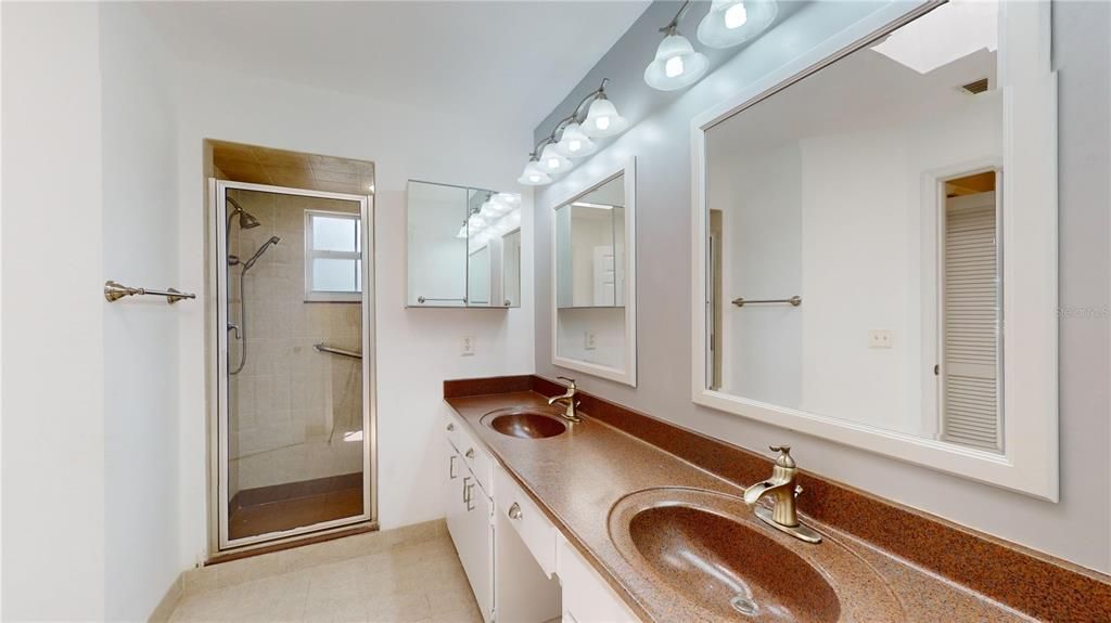 待售: $438,000 (3 贝兹, 2 浴室, 1934 平方英尺)