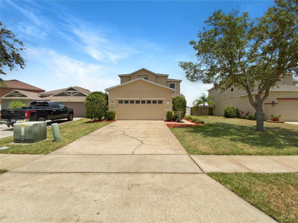 For Sale: $411,000 (4 beds, 2 baths, 2309 Square Feet)