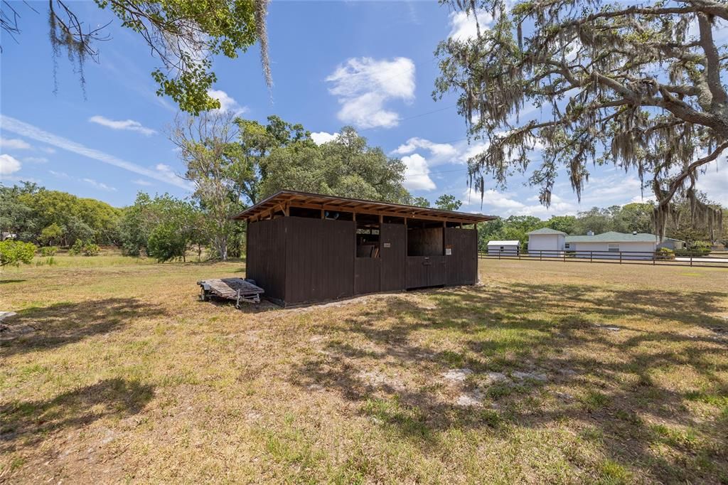 2 stall Horse Barn