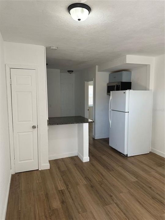 For Rent: $1,675 (2 beds, 1 baths, 675 Square Feet)