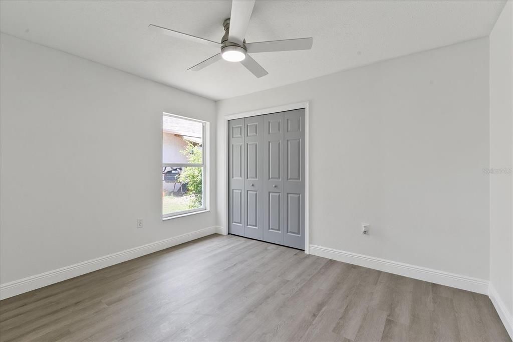 For Sale: $339,900 (3 beds, 2 baths, 1578 Square Feet)