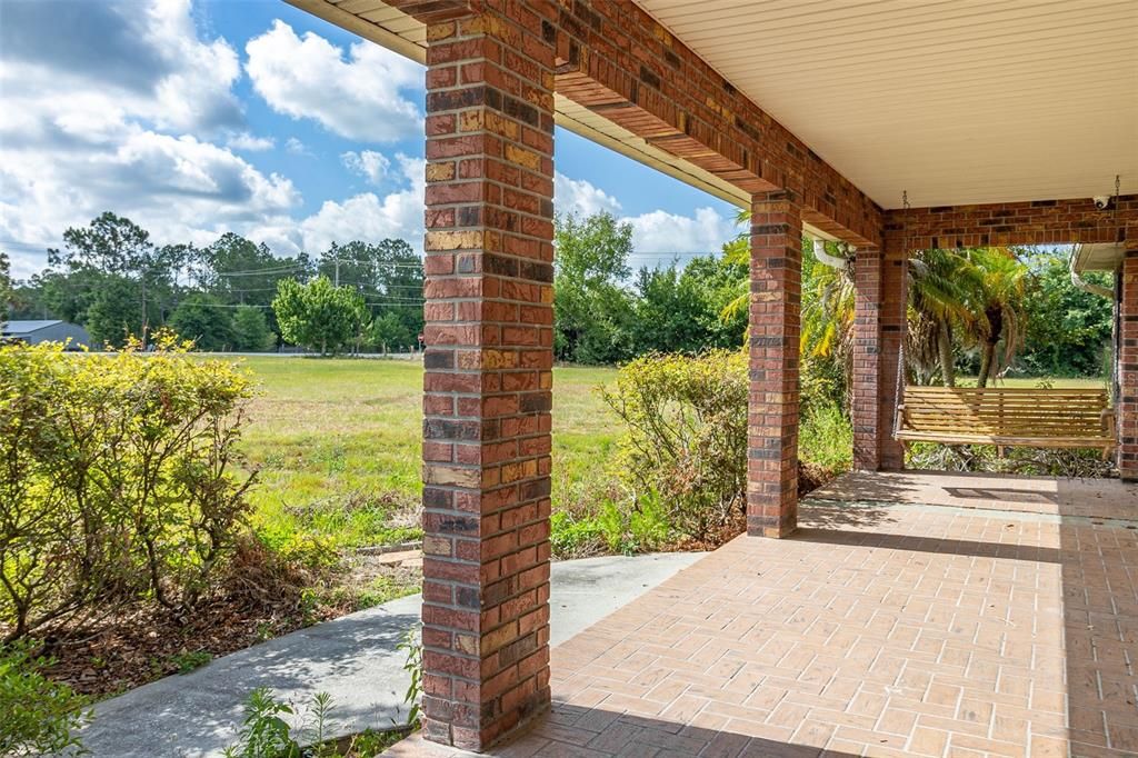 For Sale: $799,000 (4 beds, 2 baths, 2305 Square Feet)