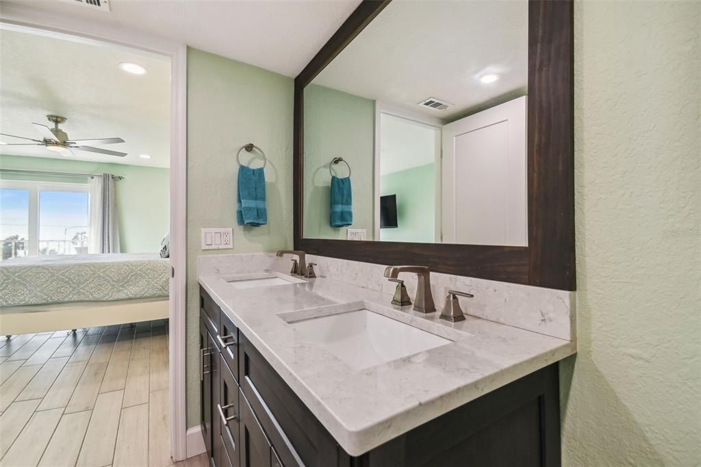 Active With Contract: $725,000 (2 beds, 2 baths, 1150 Square Feet)