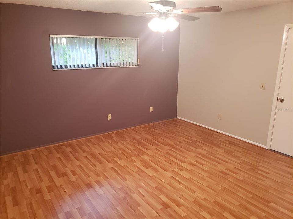 For Rent: $2,350 (3 beds, 2 baths, 1542 Square Feet)