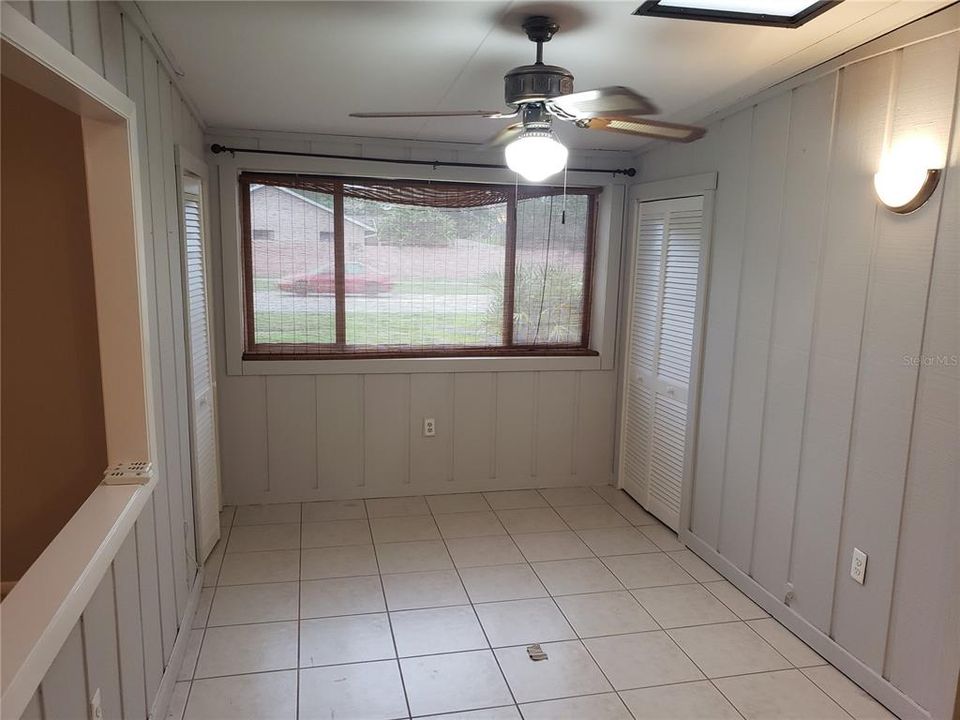 For Rent: $2,350 (3 beds, 2 baths, 1542 Square Feet)